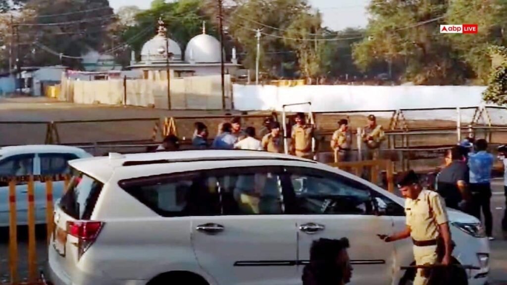 ‘किसी-जगह-पर-महज-नमाज-पढ़ने-से-वह-मस्जिद-नहीं-बन-जाती’,-भोजशाला-विवाद-में-हिंदू-पक्ष-की-दलील