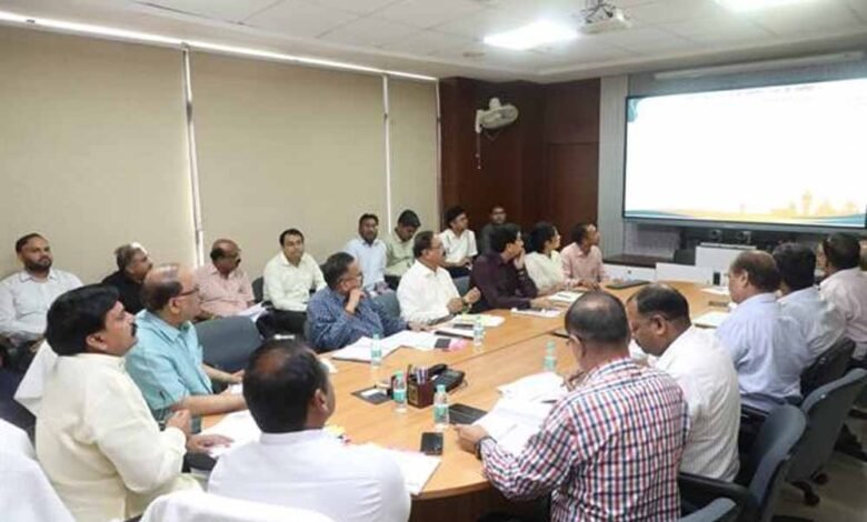 राज्य-मंत्री-लोधी-ने-की-पर्यटन-बोर्ड-की-समीक्षा