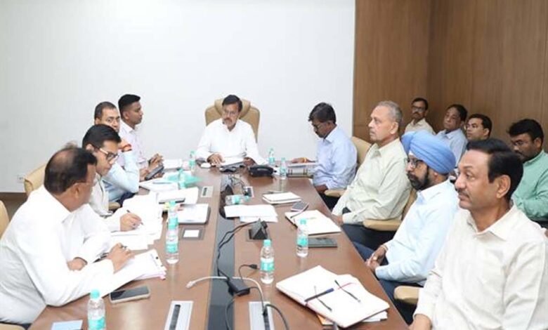 पाँचों-बिजली-कम्पनी-स्वीकृत-पदों-में-भर्ती-प्रक्रिया-शीघ्र-करें:-ऊर्जा-मंत्री-तोमर