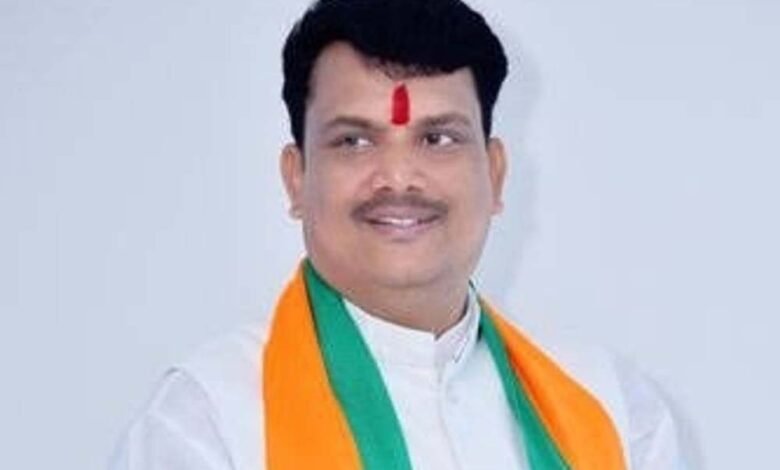 अनुसूचित-जाति-वर्ग-के-विद्यार्थियों-को-छात्रगृह-योजना-में-प्रतिमाह-मिलेंगे-10-हजार-रुपये:-मंत्री-चौहान