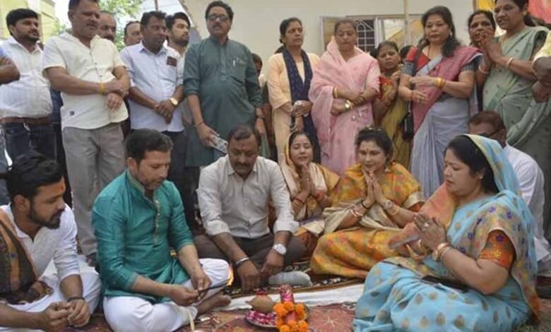 राज्यमंत्री-गौर-ने-90-लाख-की-लागत-के-विभिन्न-विकास-कार्यों-का-किया-भूमि-पूजन