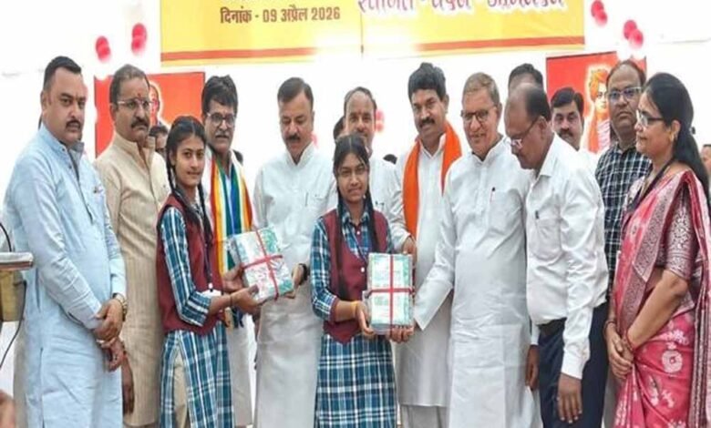 नवीन-शिक्षा-नीति-विद्यार्थियों-को-रोजगारमूलक-शिक्षा-प्रदान-करने-और-संस्कृति-एवं-पारिवारिक-मूल्यों-से-जोड़ने-का-कर-रही-है-कार्य-:-स्कूल-शिक्षा-मंत्री-सिंह