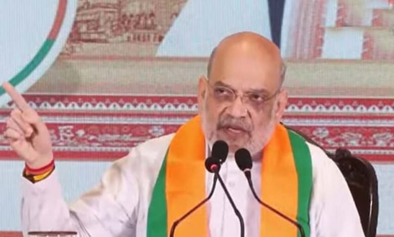 बंगाल-में-ucc-लागू,-45-दिन-में-सातवां-वेतन,-महिलाओं-को-3000-रुपये…-अमित-शाह-ने-जारी-किया-बीजेपी-का-मेनिफेस्टो