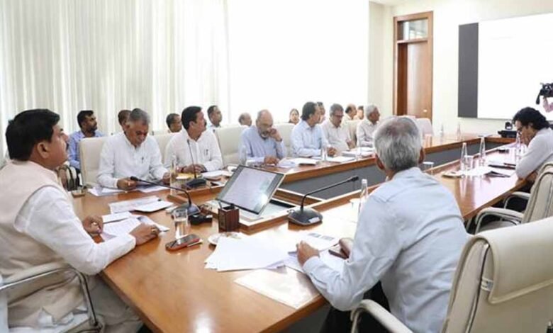 रोजगारोन्मुखी-नवीन-कोर्स-करें-डिजाइन-:-मुख्यमंत्री-डॉ.-यादव