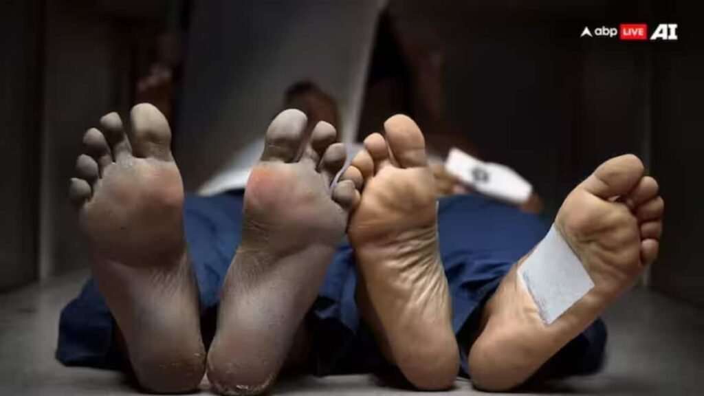 kannauj-news:-कोयले-से-लदा-ट्रक-बेकाबू-होकर-दुकानों-में-घुसा,-हादसे-में-2-लोगों-की-मौत,-कई-घायल