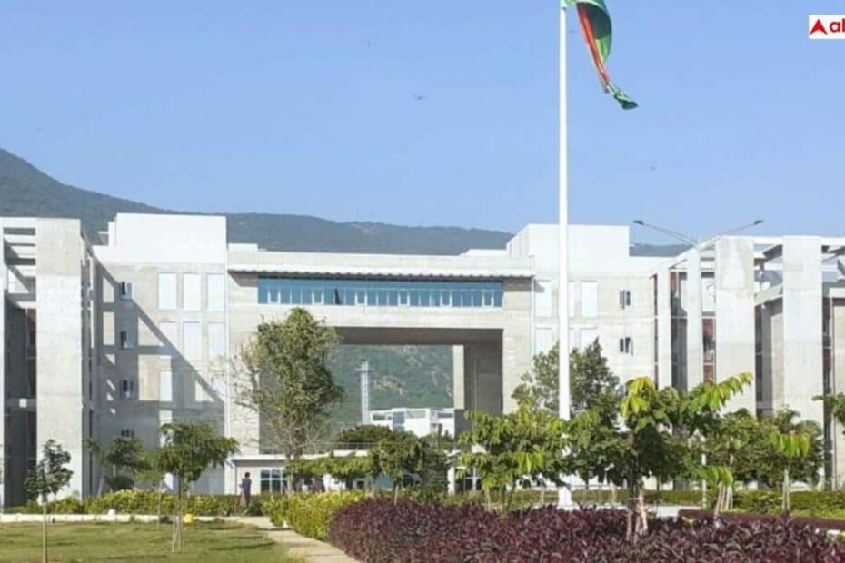 लाखों-में-सैलरी-पाने-का-मौका,-असिस्टेंट-प्रोफेसर-समेत-कई-पदों-पर-यहां-निकली-वैकेंसी;-बस-चाहिए-ये-क्वालिफिकेशन