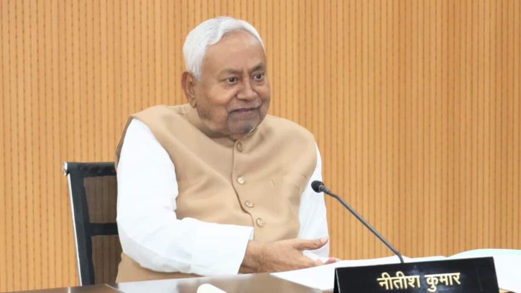 cm-नीतीश-कुमार-ने-अपनी-अंतिम-कैबिनेट-की-बैठक-में-क्या-कहा?-‘आगे-बिहार-में…’