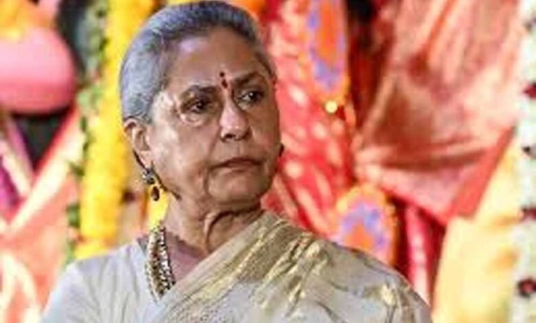 जया-बच्चन-और-पैपराजी-का-रिश्ता-क्यों-रहता-है-तनावपूर्ण?