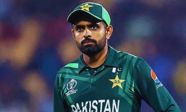 बाबर-आजम-फिर-सवालों-के-घेरे-में,-स्ट्राइक-रेट-पर-पत्रकार-से-तीखी-बहस