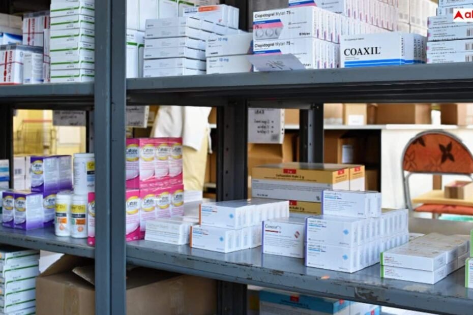 मेडिकल-स्टोर-खोलना-है?-जानिए-कौन-सा-कोर्स-जरूरी,-लाइसेंस-के-नियम-और-पूरी-प्रक्रिया…