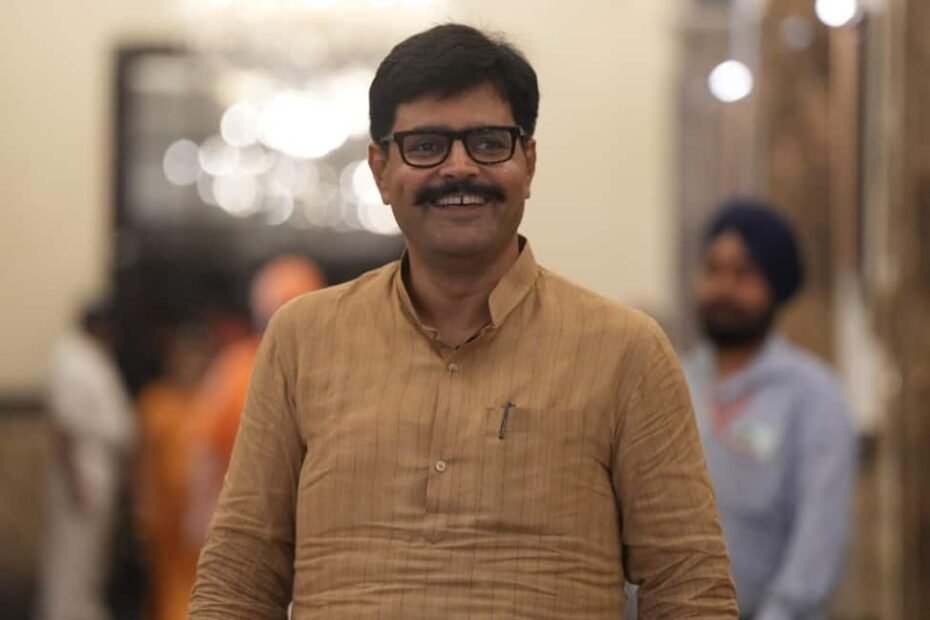 सपा-के-बागी-अभय-सिंह-को-मिली-बड़ी-राहत,-धनंजय-सिंह-से-जुड़े-24-साल-पुराने-मामले-में-हुए-बरी