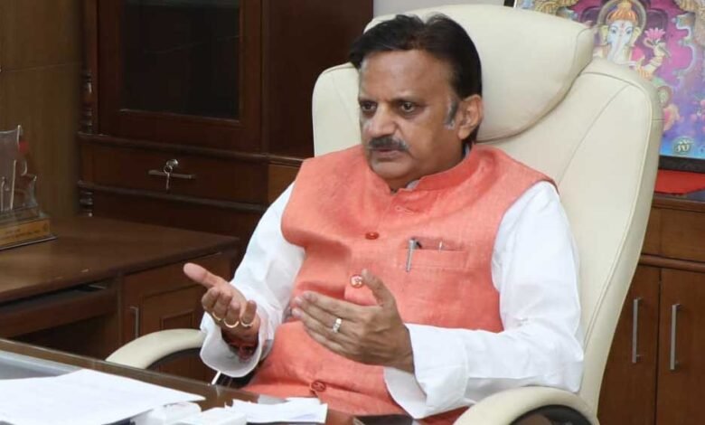 चिकित्सा-छात्रों-को-समय-से-योजनातर्गत-छात्रवृत्ति-का-भुगतान-करें-सुनिश्चित-:-उप-मुख्यमंत्री-शुक्ल