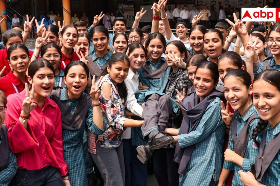 cbse-10th-result-2026:-​पिछले-5-सालों-से-कितना-अलग-है-इस-साल-cbse-बोर्ड-का-रिजल्ट?-कितने-स्टूडेंट्स-ने-मारी-बाजी