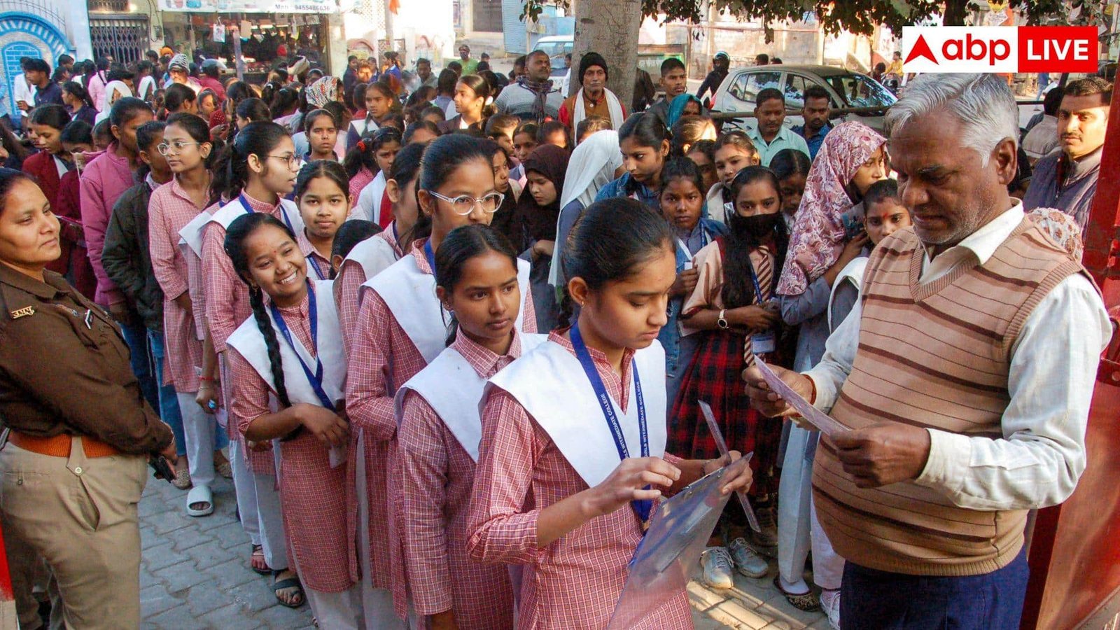 cbse-10th-second-board-exams-2026:-सीबीएसई-बोर्ड-एग्जाम-का-दूसरा-विंडो-आज-से-खुला,-जानिए-इसके-नियम,-डेट-और-फीस