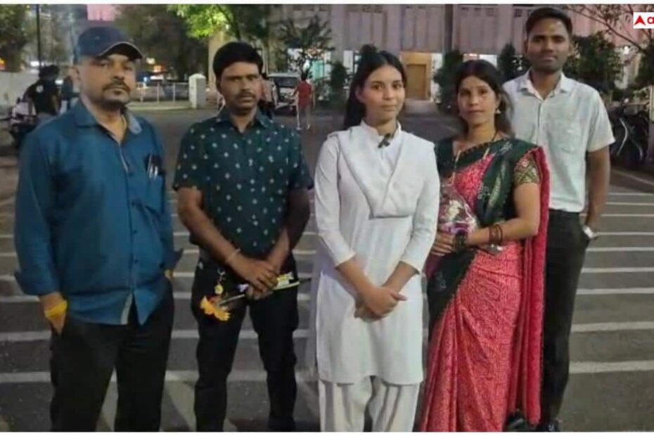 mp-board-12th-result-2026:-एमपी-बोर्ड-12वीं-में-मजदूर-की-बेटी-ने-रचा-इतिहास,-पूरे-प्रदेश-में-हासिल-की-तीसरी-रैंक