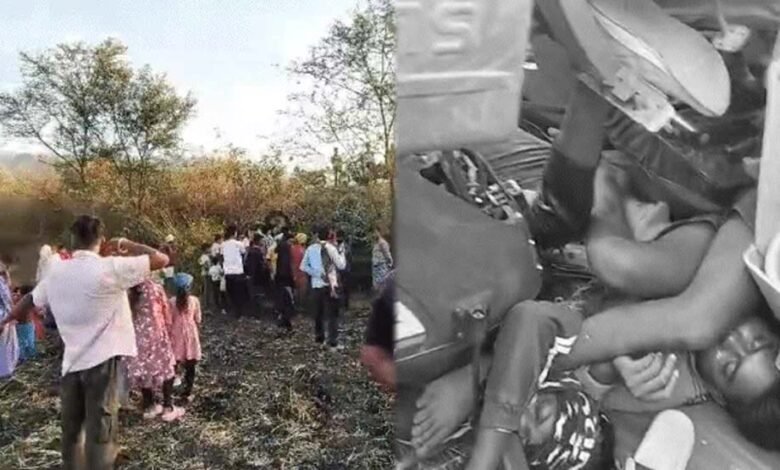 गड्ढे-में-पलटा-ट्रैक्टर,-4-दोस्तों-की-मौत;-डिंडौरी-से-गिट्टी-लेने-अनूपपुर-आए-थे,-जेसीबी-से-निकाले-गए-शव