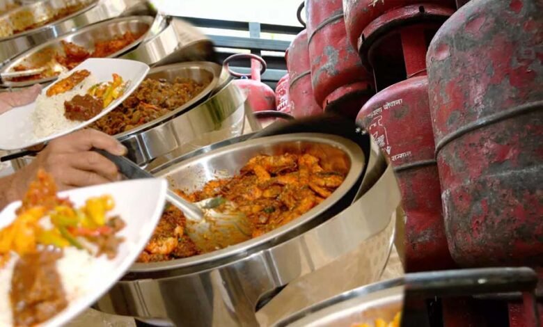 शादी-कार्ड-नहीं,-अब-इनकी-गारंटी-पर-मिलेगा-गैस-सिलेंडर,-कंपनियों-के-नियम-में-बड़ा-बदलाव