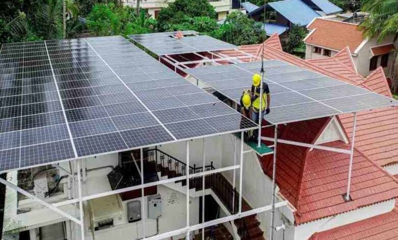 इंदौर-में-9-हजार-सफाईकर्मियों-के-घर-होंगे-सोलर-से-रोशन,-270-करोड़-रुपये-की-होगी-बचत