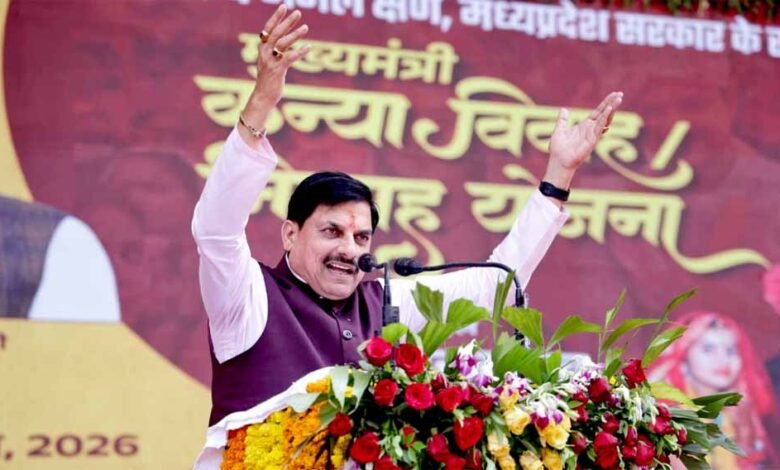 सामूहिक-विवाह-समाज-में-समानता,-सादगी-और-सामाजिक-सद्भाव-को-बढ़ावा-देने-का-अनुकरणीय-माध्यम-:-मुख्यमंत्री-डॉ.-यादव