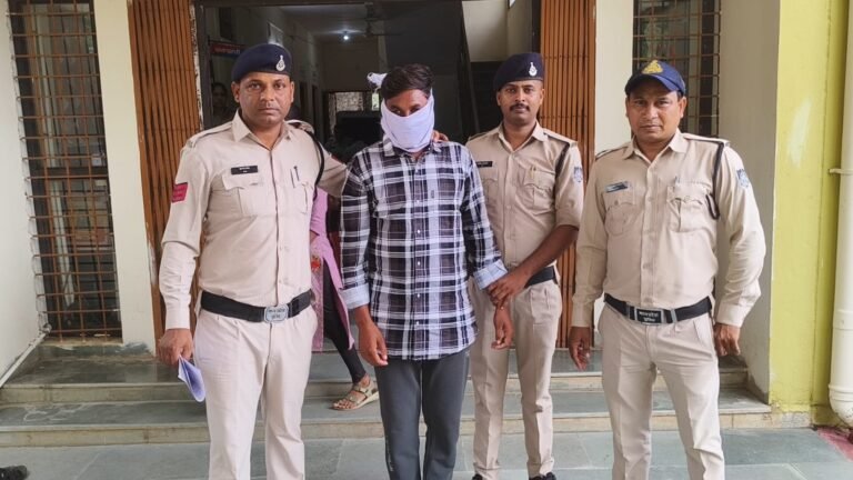नेपानगर पुलिस की बड़ी कार्रवाई: 60 लीटर अवैध कच्ची शराब के साथ गुंडा लिस्ट का आरोपी गिरफ्तार