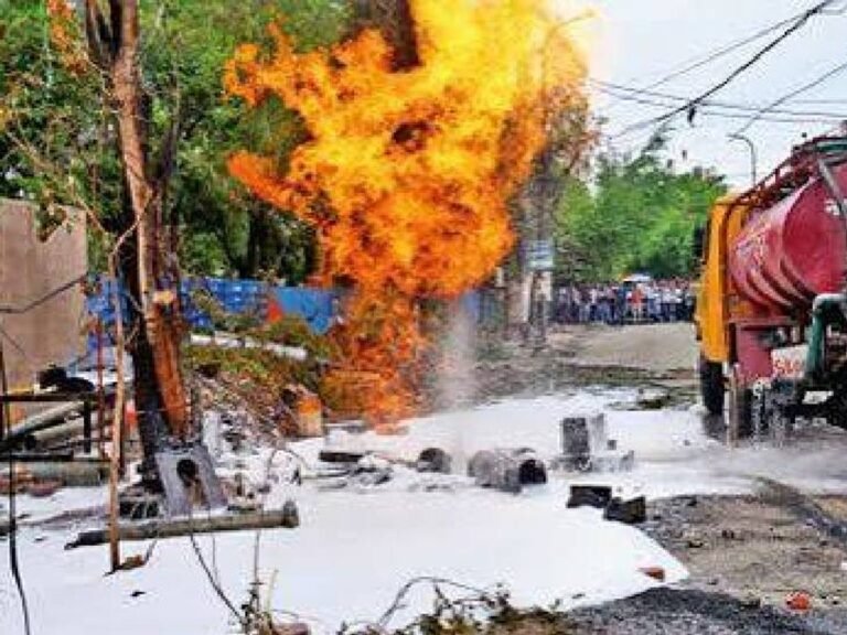 इंदौर गैस पाइपलाइन ब्लास्ट: हादसे के बाद कार्रवाई की रफ्तार पर उठे सवाल, जिम्मेदारी तय होने का इंतजार