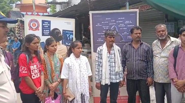निशातपुरा पुलिस का जागरूकता अभियान, साइबर ठगों के मंसूबों पर कसेगा शिकंजा
